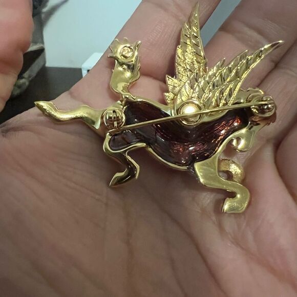 SWAROVSKI CRYSTAL PEGASUS PIN 2-1/4" - Picture 6 of 7